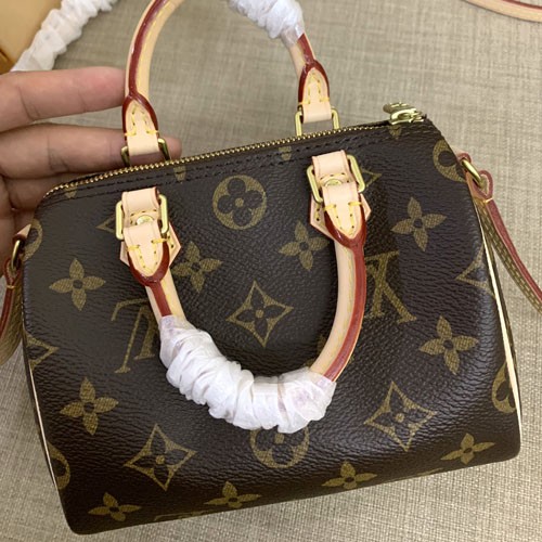 【5000円プラスして２点を購入】【ダイアゴナルピローバッグ】革の質感、新しいハンドバッグ、ファッショナブルで用途の広い