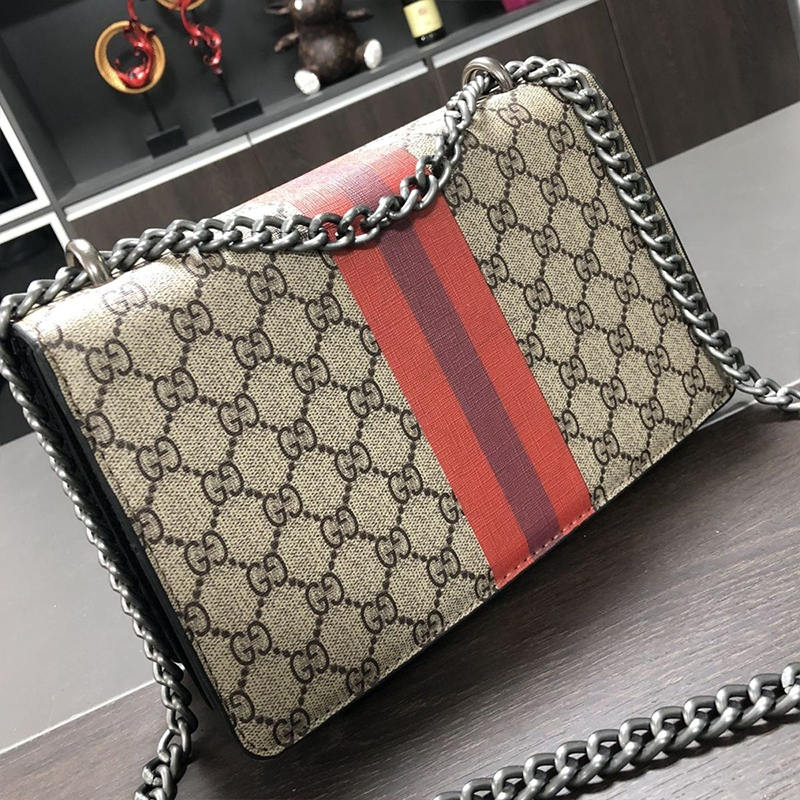 【正規取扱店】【品質の高い商品】クラシック フラップ トレンディ チェーン カバー【二つ目は6900ｋ】