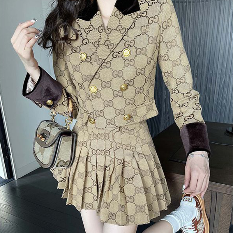 【3つ目は4000】【正規取扱店】【品質の高い商品】春のファッションライン、女性のスーツ【二つ目は5900】