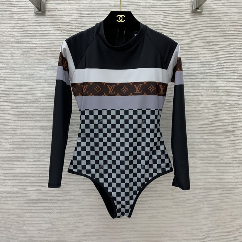 【正規取扱店】【品質の高い商品】ボディスーツ/ イタリアの手作り【二つ目は4900】