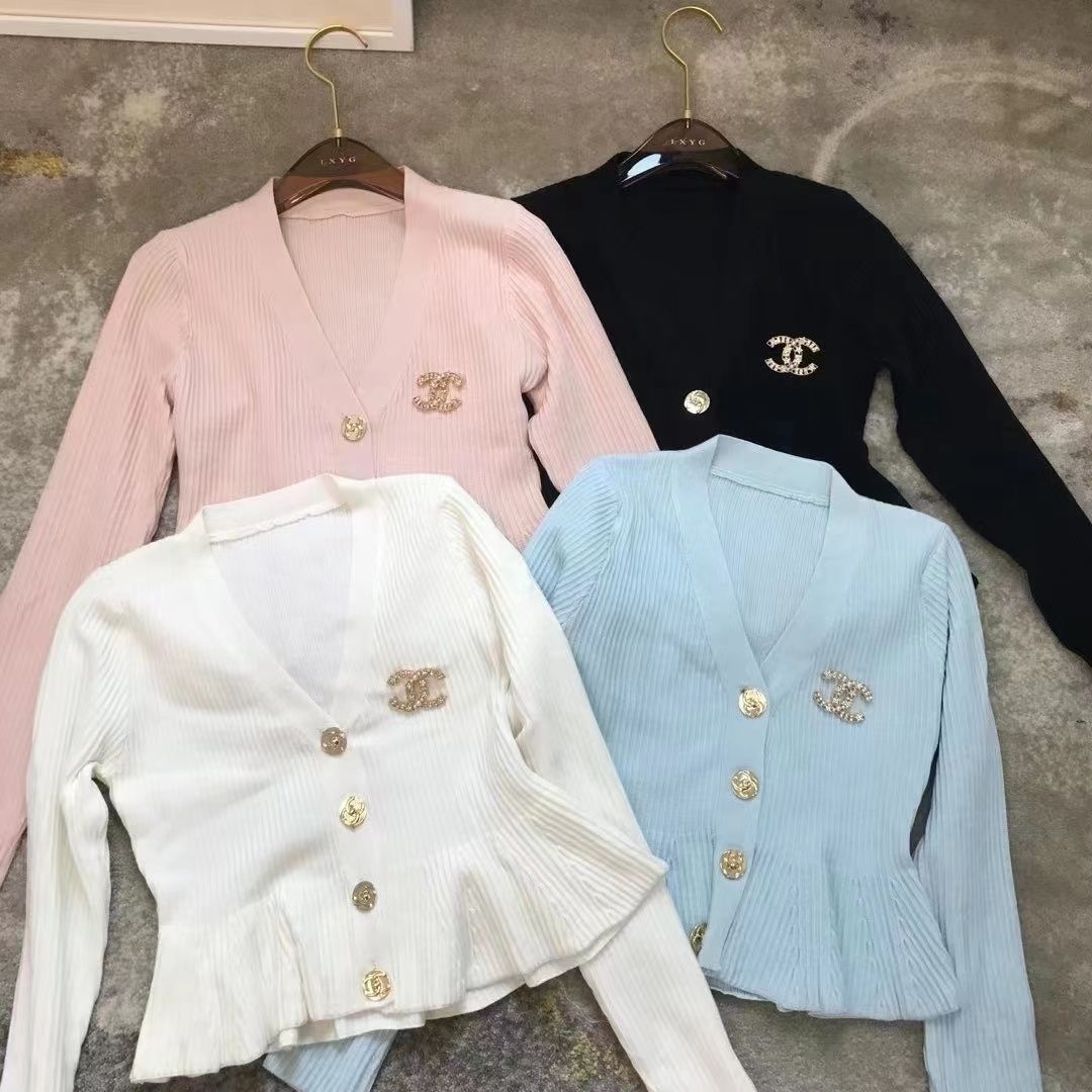 【正規取扱店】【品質の高い商品】カーディガン/ パリで手作り【二つ目は4900】【3つ目は3000ｋ】