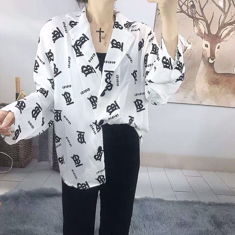 【正規取扱店】【品質の高い商品】小さなスーツ/ パリで手作り【二つ目は3000】