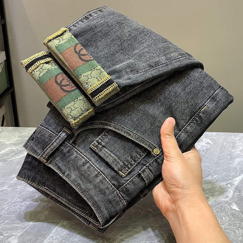 【正規取扱店】【品質の高い商品】ストレッチジーンズ/ イタリアの手作り【二つ目は4900】