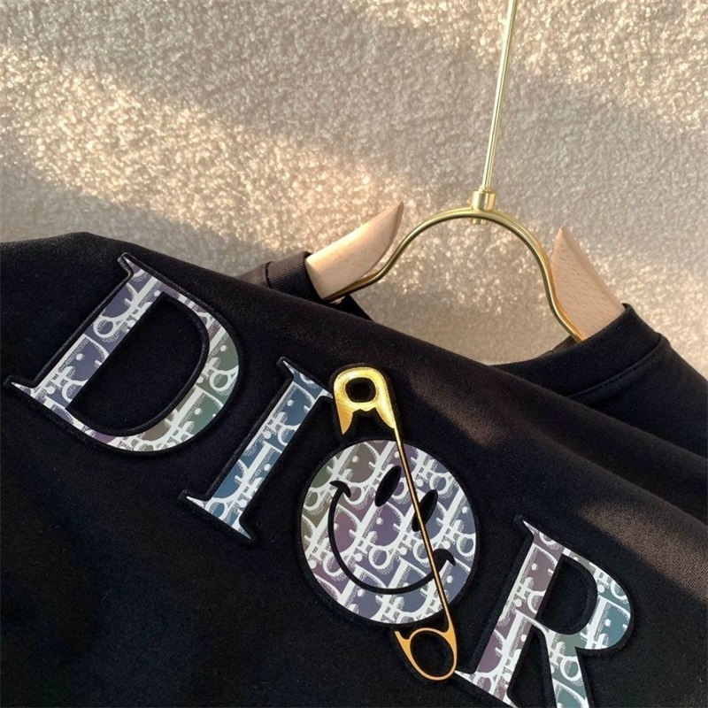 【正規取扱店】【品質の高い商品】メンズのトレンドTシャツ/ イタリアの手作り【二つ目は4900】