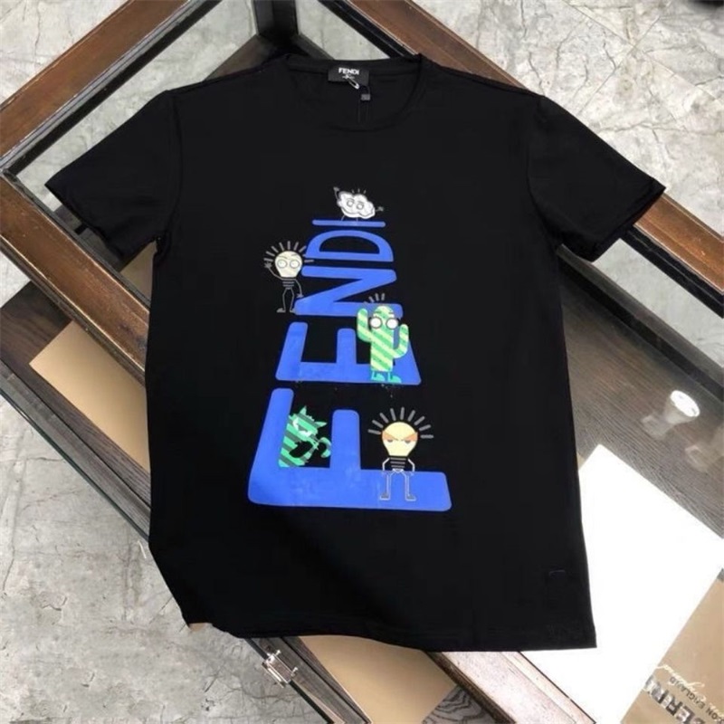 【正規取扱店】【品質の高い商品】メンズのトレンドTシャツ/ イタリアの手作り【二つ目は4900】