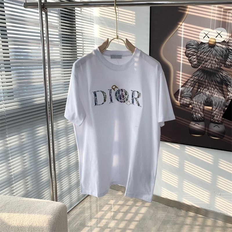 【正規取扱店】【品質の高い商品】メンズのトレンドTシャツ/ イタリアの手作り【二つ目は4900】