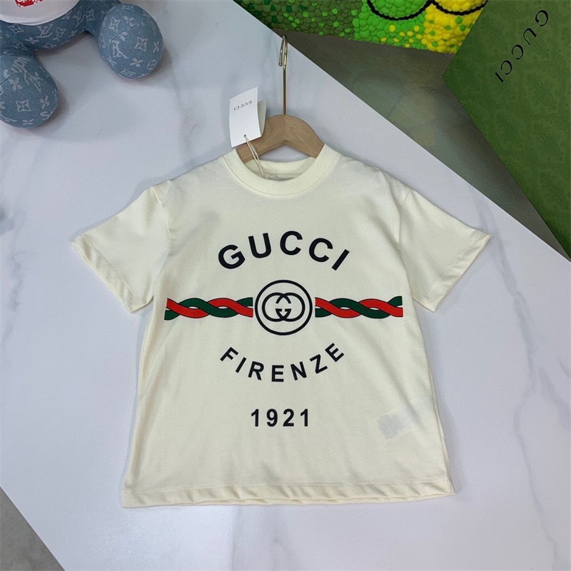 【正規取扱店】【品質の高い商品】子供用スーツ/ イタリアの手作り【二つ目は4900】