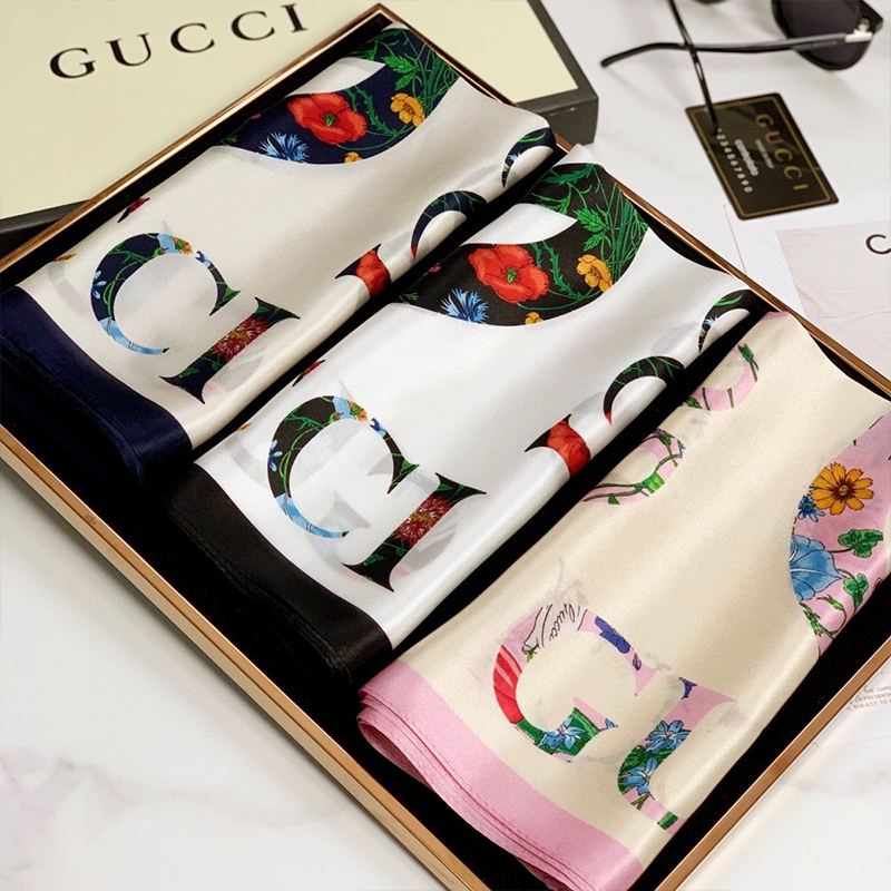 新しいシルクスカーフ[オフィシャル] 超買い得! 月に注文万件以上。是非いかがでしょうか。