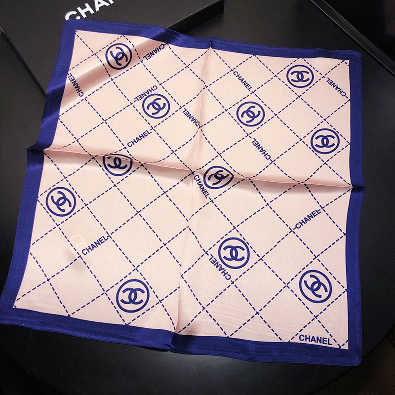 新しいシルクスカーフ[オフィシャル] 超買い得! 月に注文万件以上。是非いかがでしょうか。