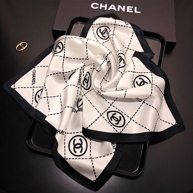 新しいシルクスカーフ[オフィシャル] 超買い得! 月に注文万件以上。是非いかがでしょうか。