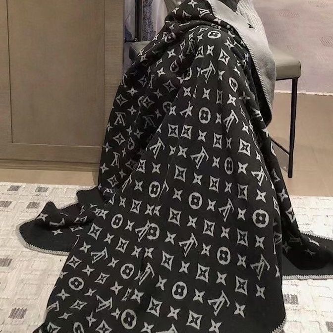 【2点目は半額で】様々なスタイルから選ぶことができます【海外ブランド直営店】ヴィンテージブランケット！（3点目以降、6割引き）